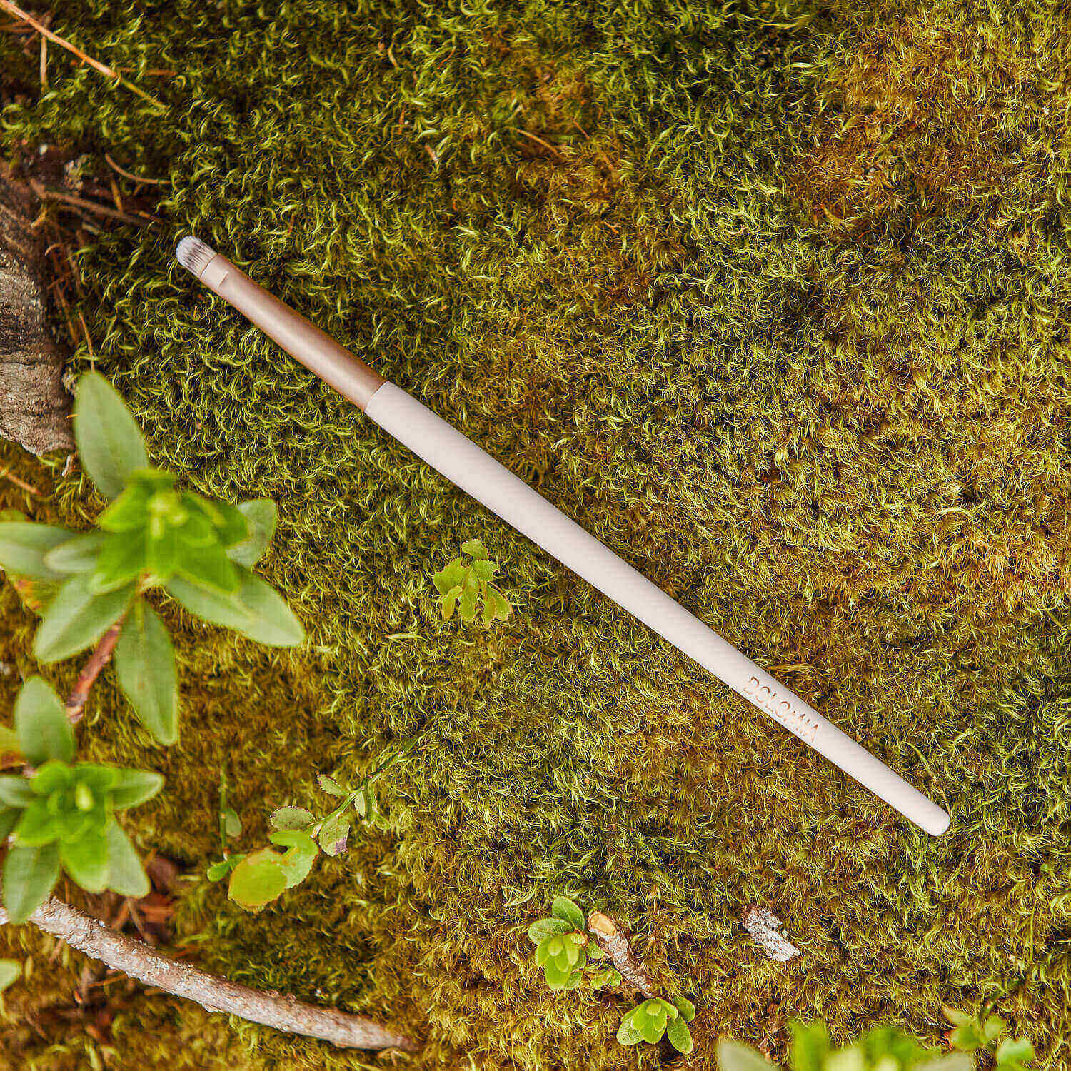 Dolomia - Pennello Occhi Ombre (modello vecchio) - Prodotti cosmetici  naturali Prodotti erboristeria Farmacia Friuli Udine