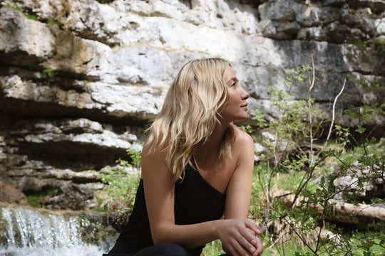 Cambio stagione, cambio routine skincare: come rinnovare la pelle del viso dopo l’estate